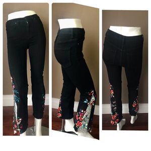 Free People Jeans w/ Lacy Mini Flare bottoms